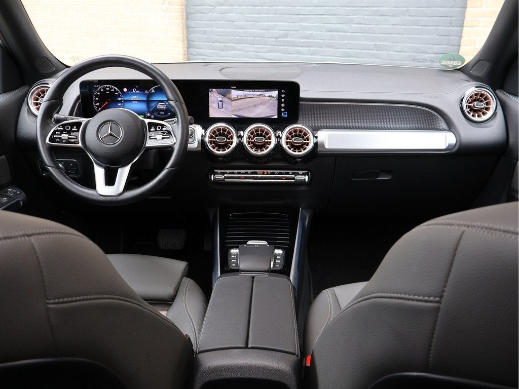 Mercedes-Benz EQB 250 Luxury Line 67 kWh Pano | Night Pack |, Auto's, Mercedes-Benz, Leder en Stof, Wit, Origineel Nederlands
