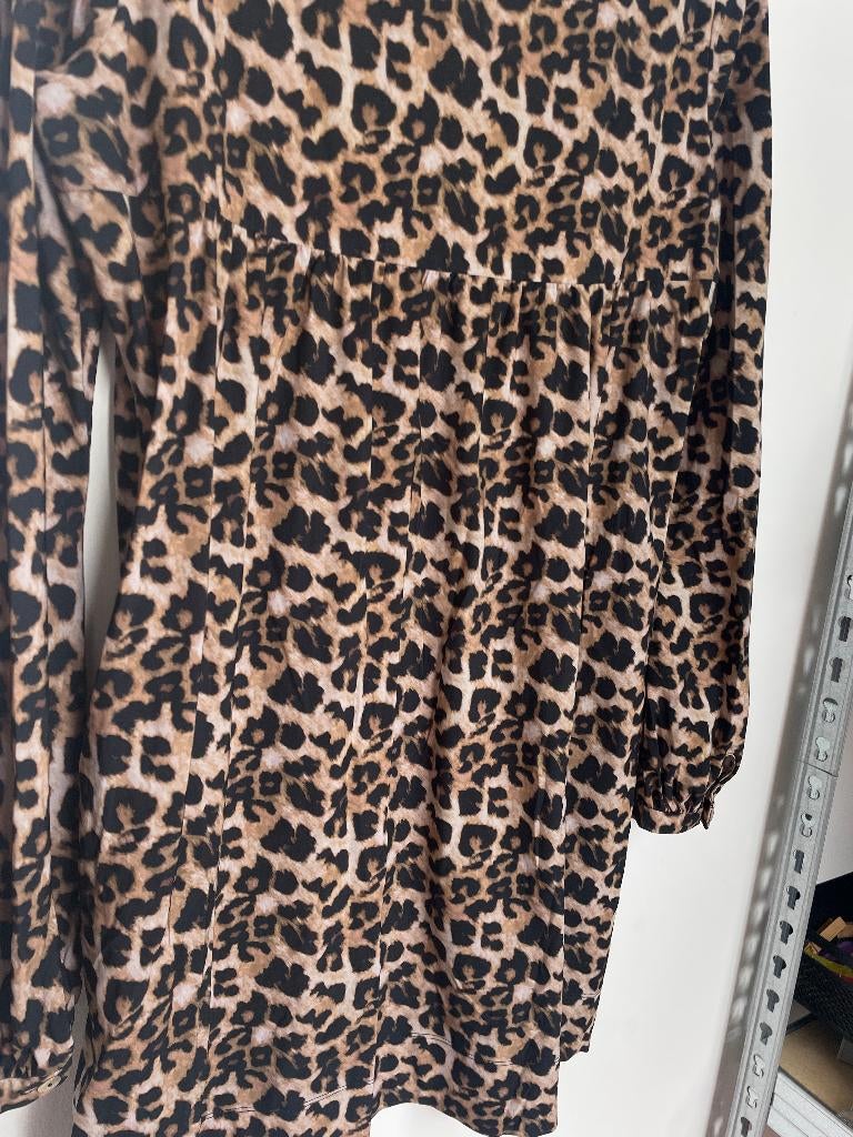 Ladress travelstof jurk maat L animal print bruin, Maat 38/40 (M), LaDress B.V., Bruin, De Lairessestraat 109. 1071 NX Amsterdam. Nederland