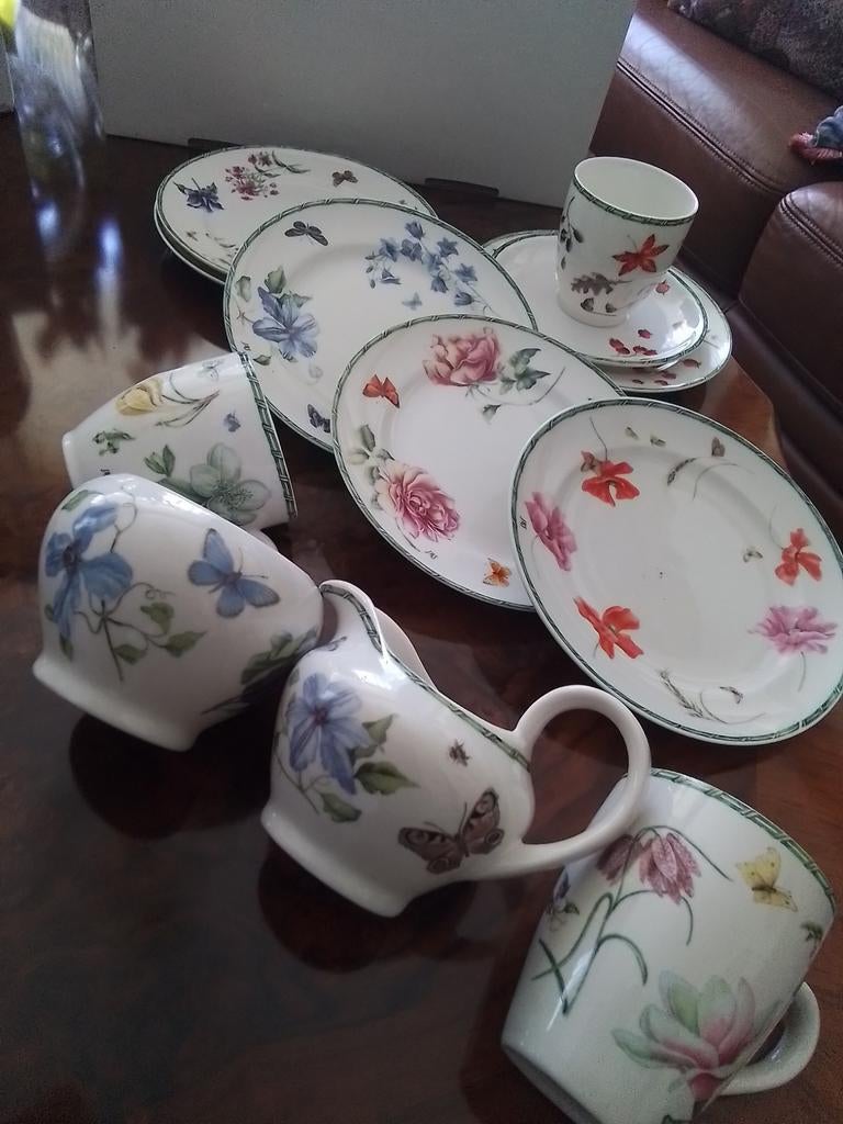 Servies div van Jet ter Steege, Antiek en Kunst, Ophalen