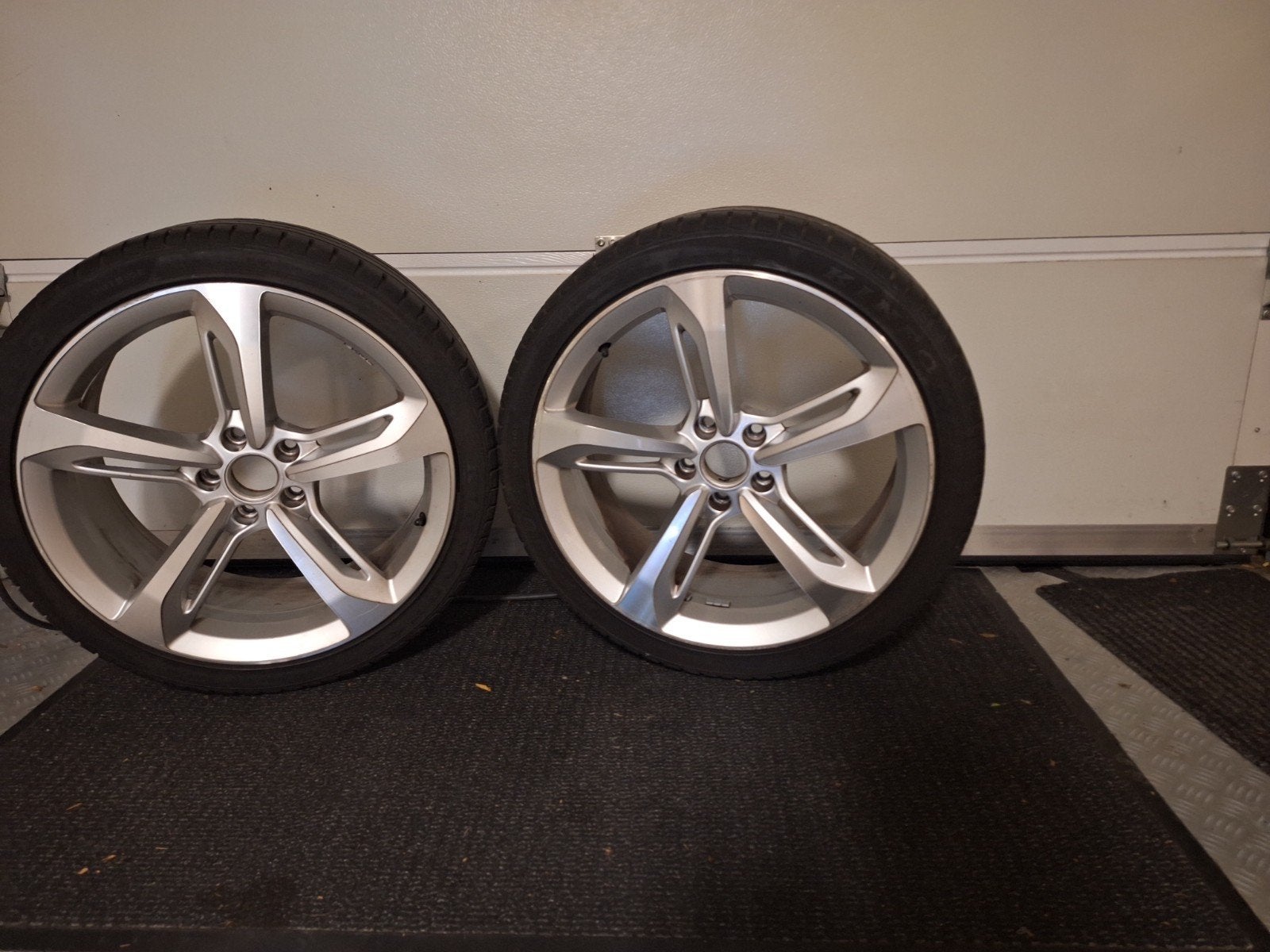 aluminium velgen met autoband hoge kwaliteit, Auto-onderdelen, Banden en Velgen, Banden en Velgen, Personenwagen, Zomerbanden