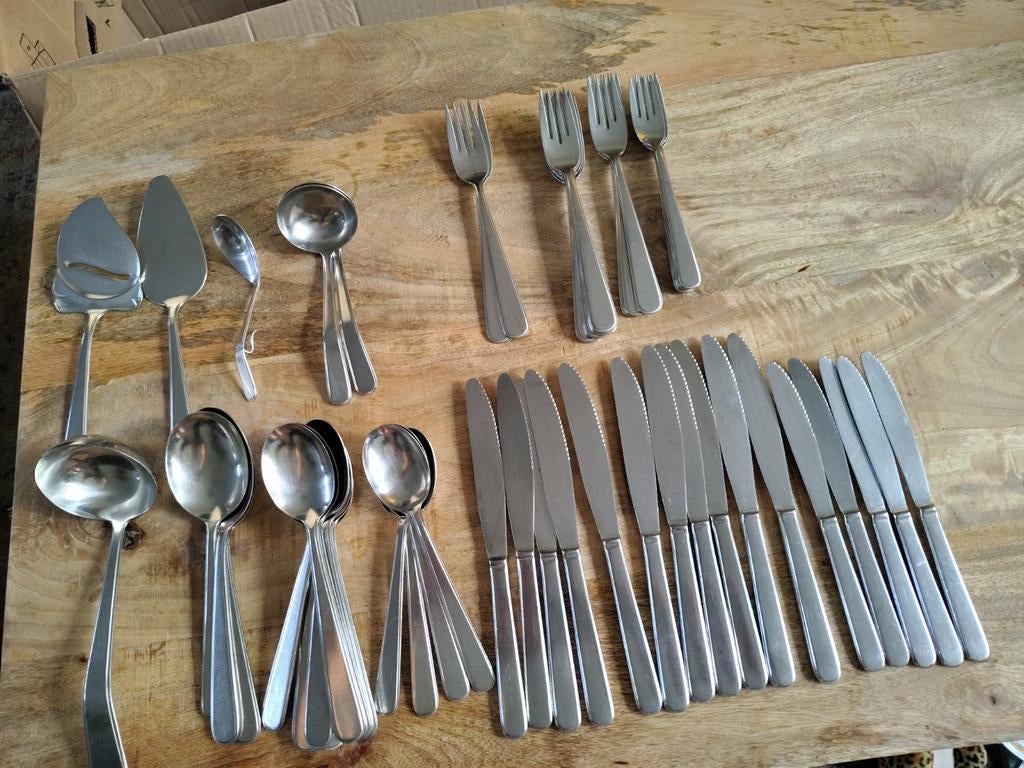 Grote set Sola Roestvrij Bestek - Brede assorti, Antiek en Kunst, Antiek | Bestek, Ophalen of Verzenden