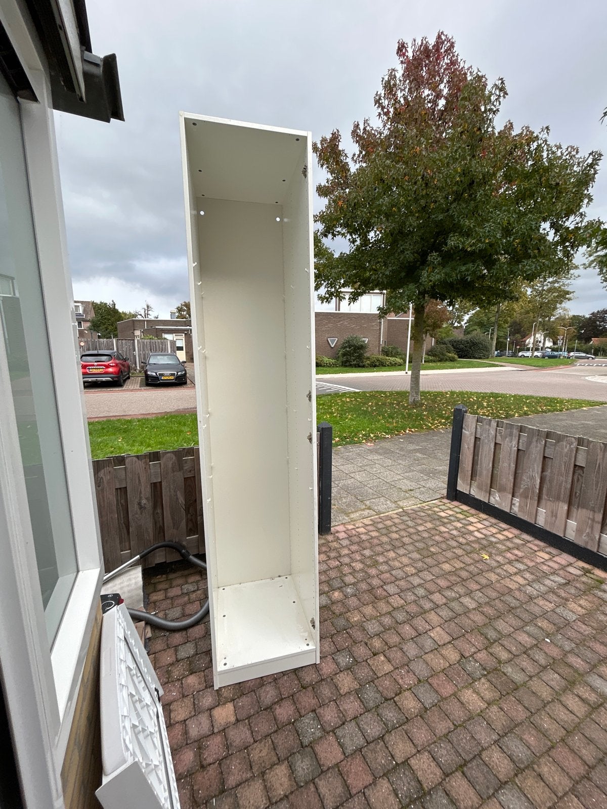 VANDAAG GRATIS Hoge witte pax kast - Ideaal voor opslag, Ophalen, Minder dan 50 cm, Gebruikt, 200 cm of meer