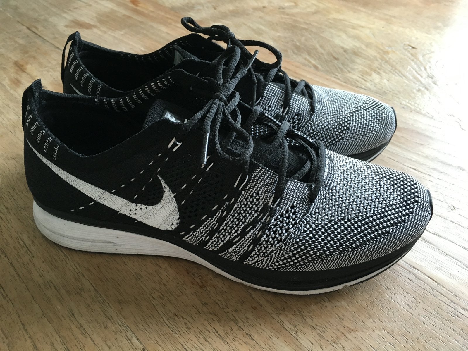 Nieuwstaat Nike Flyknit Trainer Yeezy Oreo Sneakers 40.5, Zwart, Ophalen of Verzenden, Sneakers of Gympen, Zo goed als nieuw