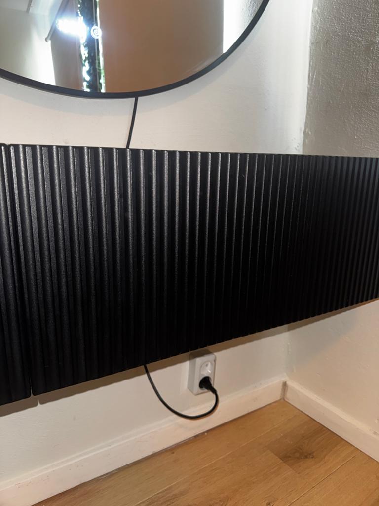 Spiegel met LED verlichting en klok + zwevende kast, Huis en Inrichting, Ophalen, Gebruikt, 100 tot 150 cm, Rond