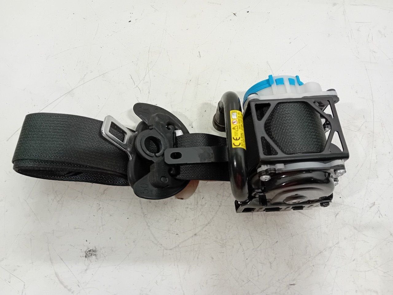 Veiligheidsgordel rechts voor Citroën C1, Auto-onderdelen, Onderdelen@venauto.nl, Van der Ven Autorecycling B.V., Gebruikt, Ettenseweg 76, 4706 PB Roosendaal, The Netherlands