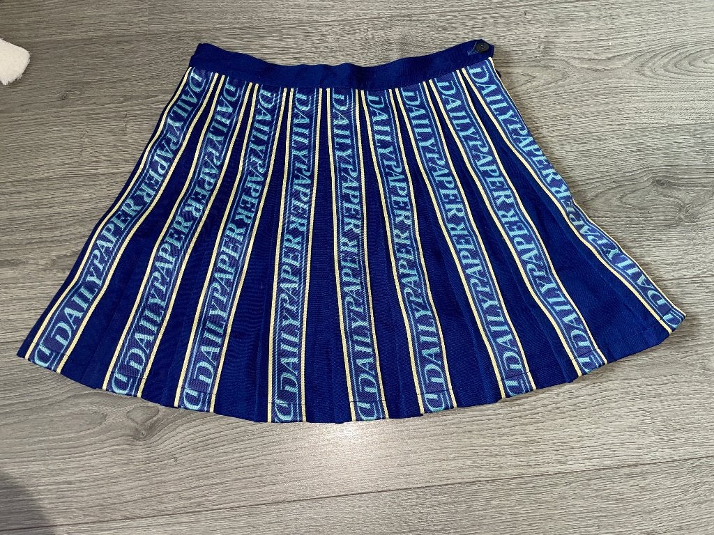 DAILY PAPER blauw gele retro vintage skater rok skirt mt L, Kleding | Dames, Rokken, Blauw, Maat 42/44 (L), Daily Paper, Ophalen of Verzenden