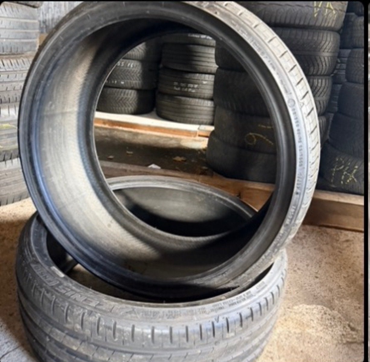 2x FALKEN Azenis 225/30 R20 Zomerbanden, Gebruikt, Ophalen of Verzenden, Band(en), Personenwagen