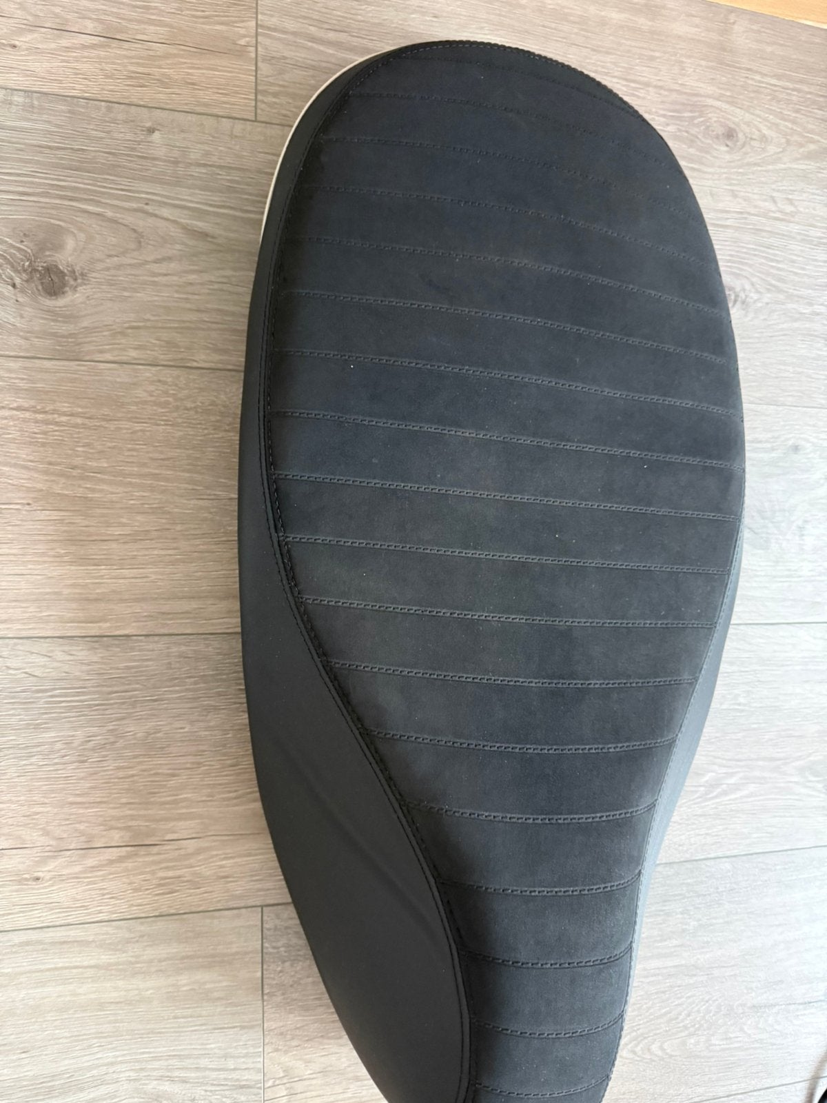 Vespa sprint zadel, Fietsen en Brommers, Brommeronderdelen | Scooters, Ophalen, Zo goed als nieuw, Zadel, Vespa