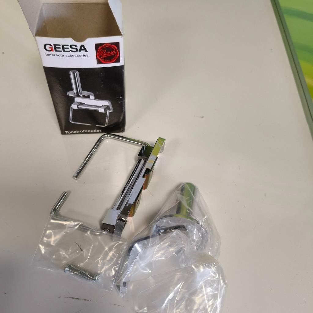 Geesa Closetrolhouder / Toiletrolhouder `` NIEUW``, Ophalen of Verzenden, Nieuw, Grijs, Handdoek