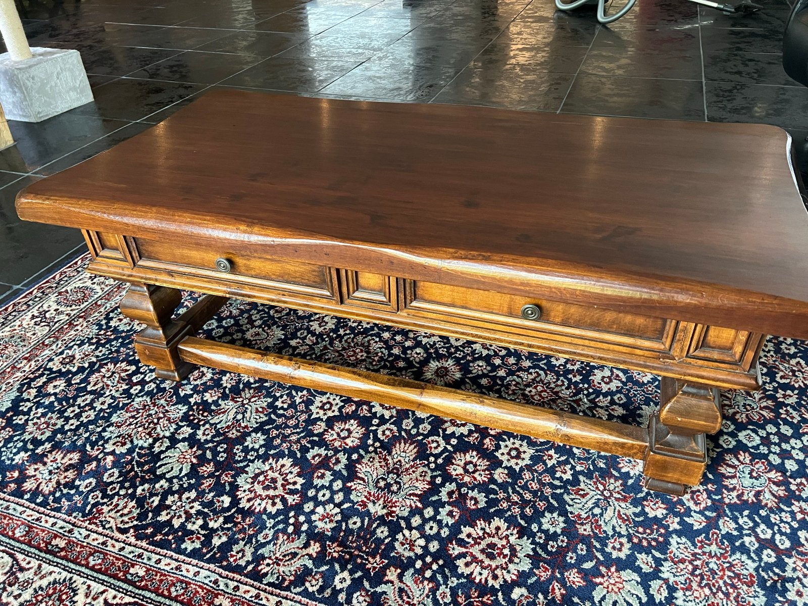 Massieve houten salontafel met lades - 135x65cm, Ophalen