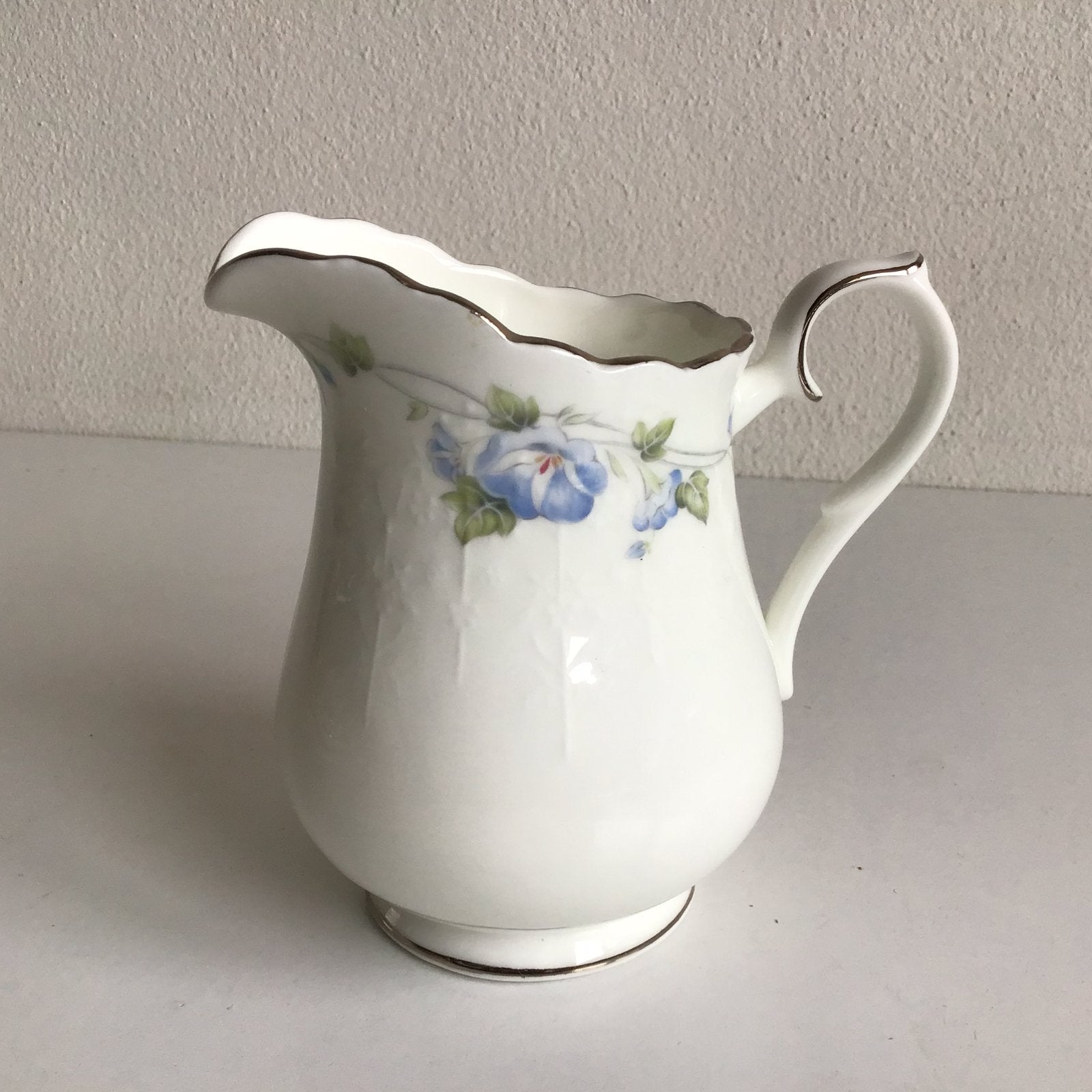 Royal Albert for all seasons Morning flower melkkan kan, Kan, Klassiek, Nieuw, Ophalen of Verzenden