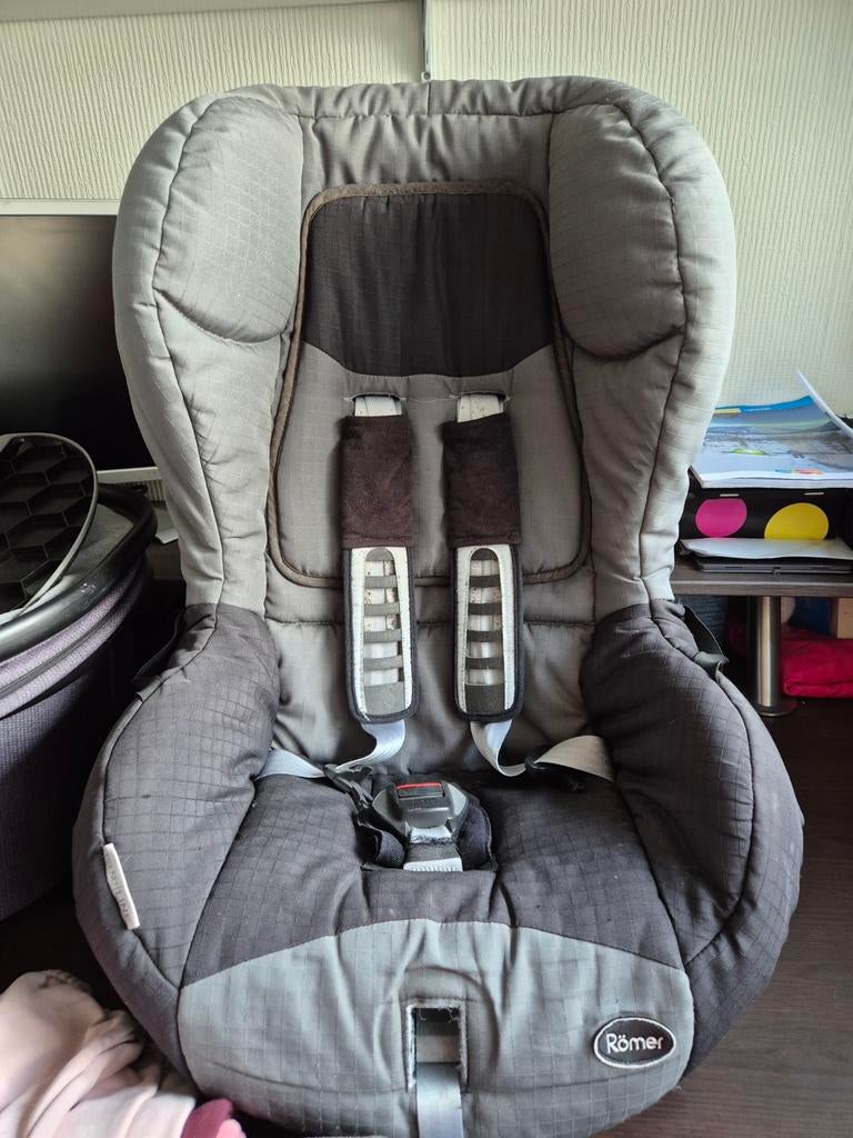Britax Römer autostoeltje met gordelbevestiging, Kinderen en Baby's, Autostoeltjes, Ophalen, Romer, 9 t/m 18 kg, Verstelbare rugleuning