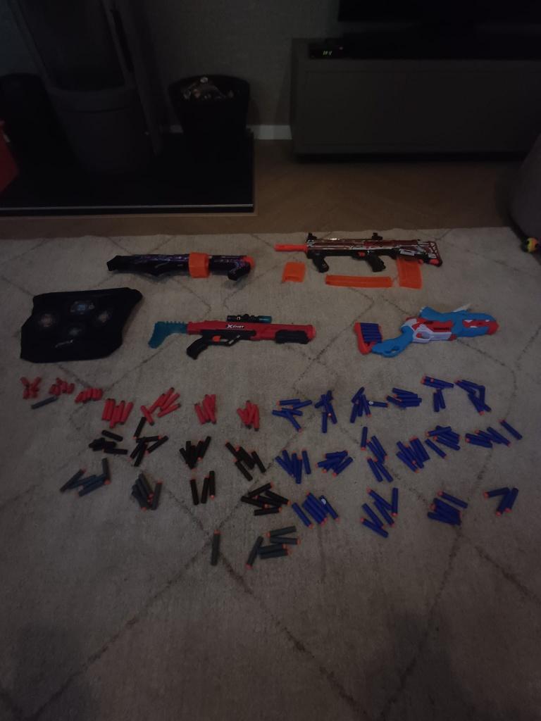 X shot guns, Ophalen of Verzenden, Zo goed als nieuw