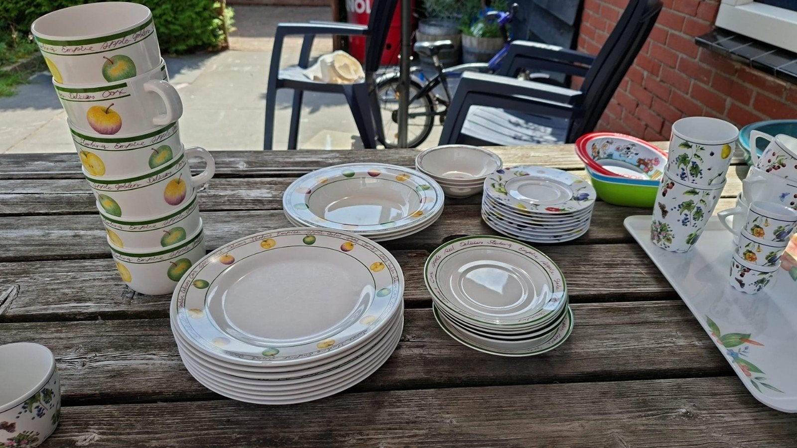 Camping servies divers, Ophalen
