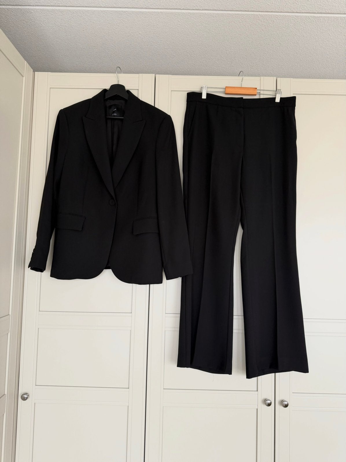 Dames broekpak kostuum suit van Mango zwart maat L, Zwart, Zo goed als nieuw, Lang, Ophalen