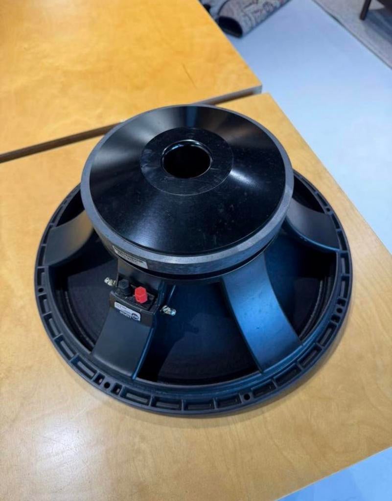 RCF L15 P540 woofer, Geen, Geen, Ophalen of Verzenden, Zo goed als nieuw