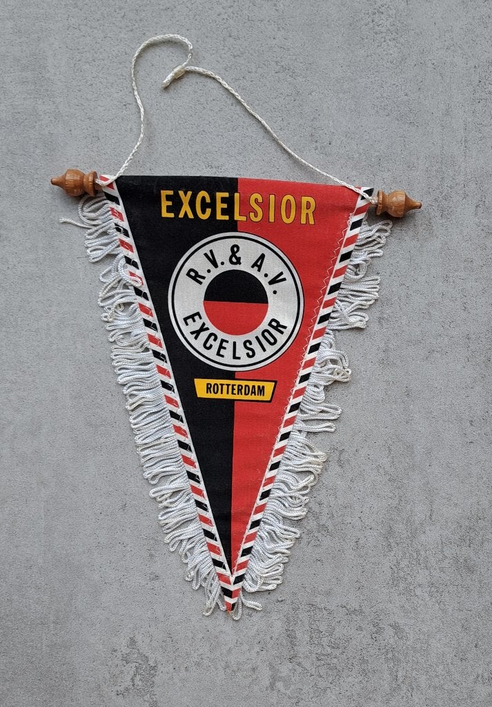 vaantje Excelsior Rotterdam, Ophalen of Verzenden, Zo goed als nieuw, Overige binnenlandse clubs, Vaantje of Sjaal