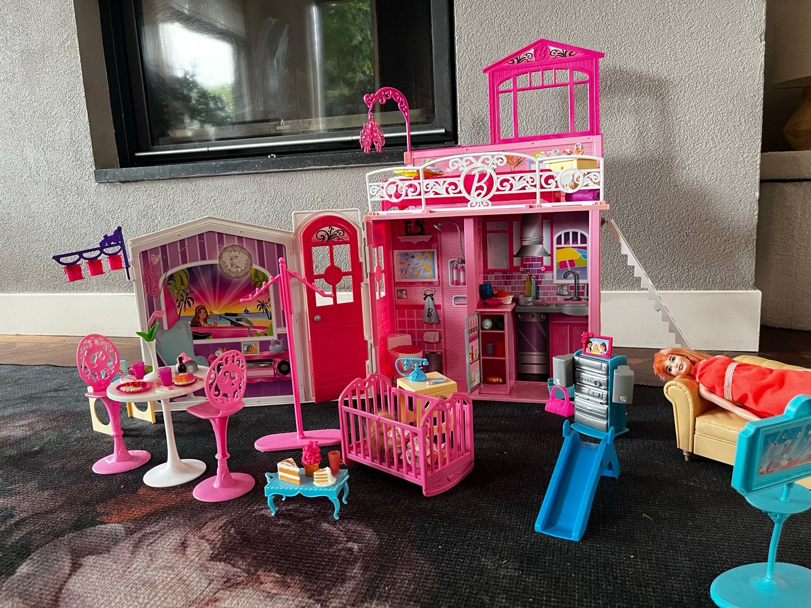 Grote Barbie poppen huis inklapbaar met veel accessoires, Ophalen, Gebruikt, Barbie