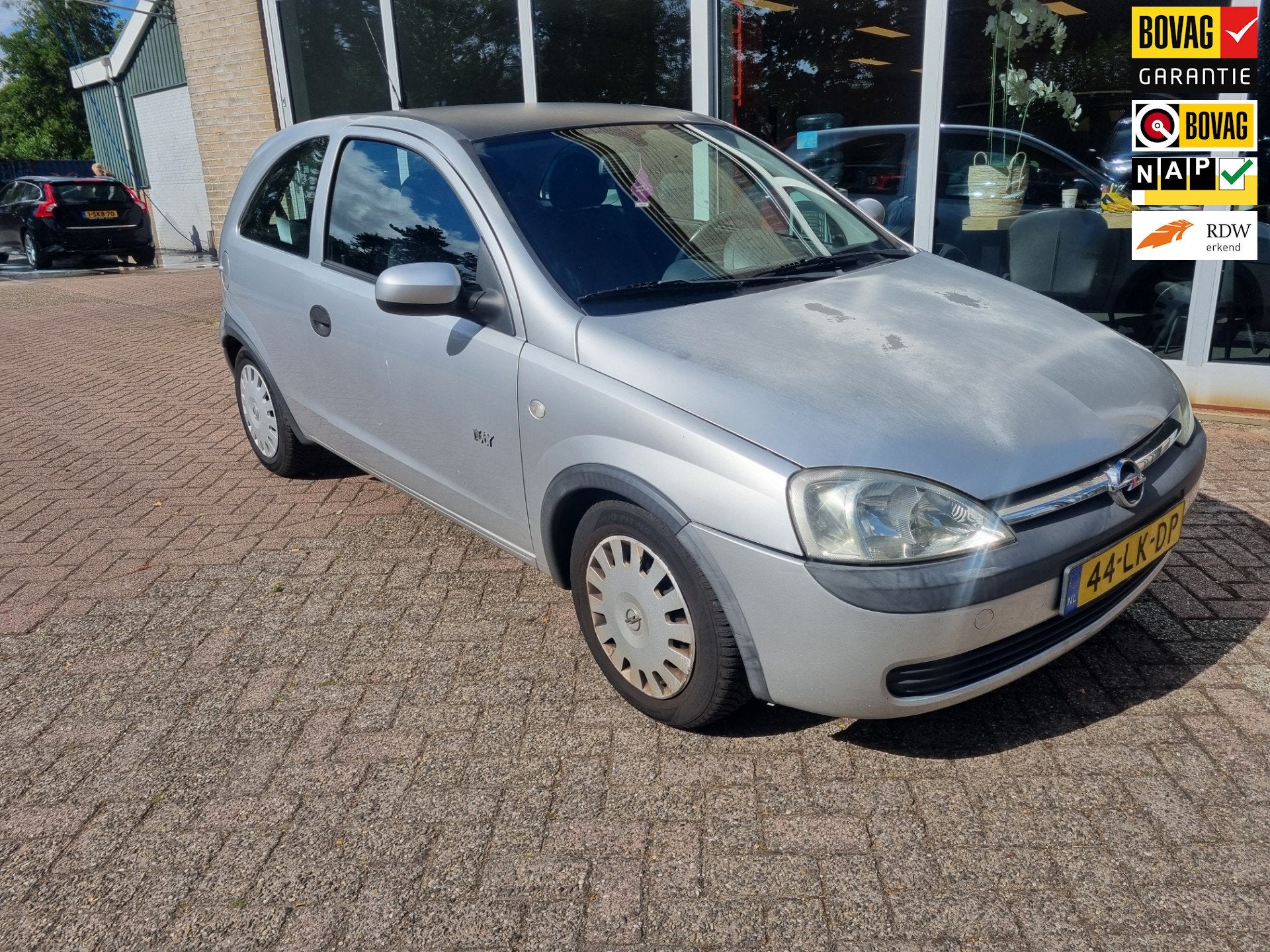 Opel Corsa 1.4-16V Njoy automaat, 450 kg, 4 cilinders, 1389 cc, Origineel Nederlands