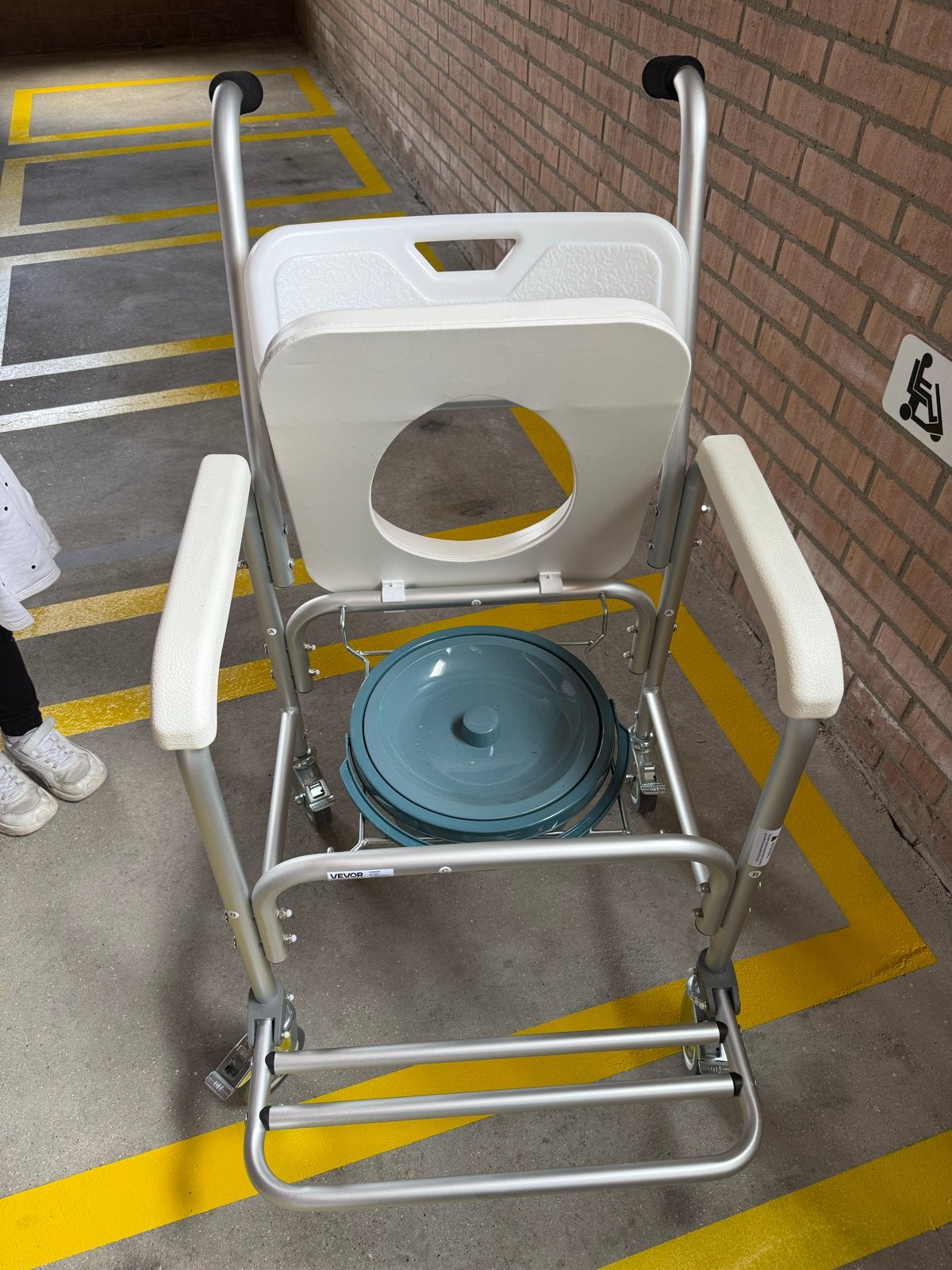 Rolstoel met toilet, Diversen, Rolstoelen, Nieuw, Duwrolstoel, Ophalen