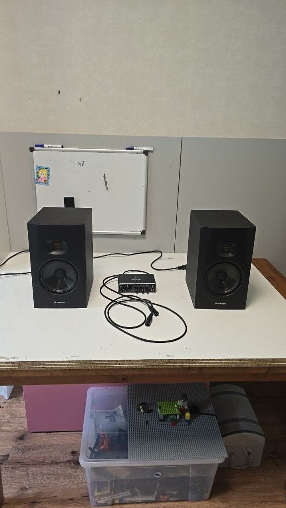 ADAM T7V Studiomonitoren + Behringer UMC202HD + XLR, Audio, Tv en Foto, Luidsprekers, Zo goed als nieuw, Overige merken, Ophalen