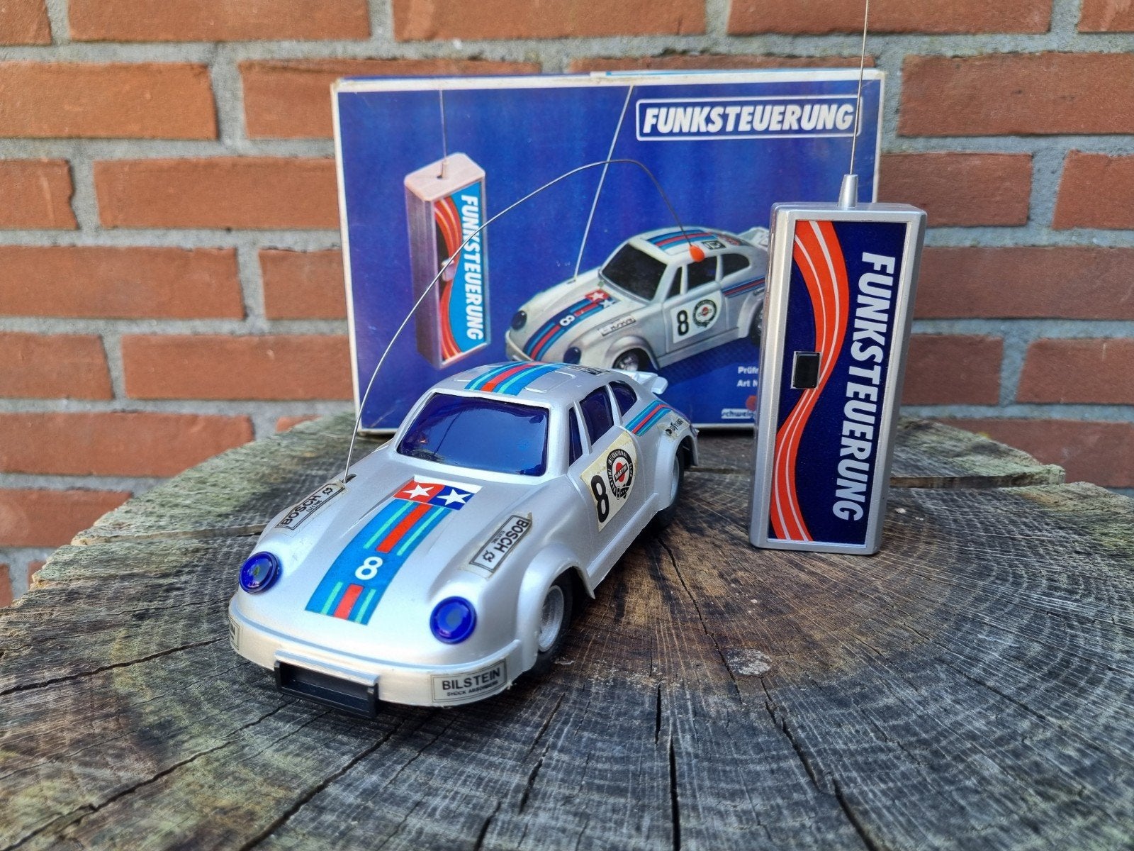 Vintage RC Porsche 911 Martini Racing - Funksteuerung, Ophalen of Verzenden, Zo goed als nieuw