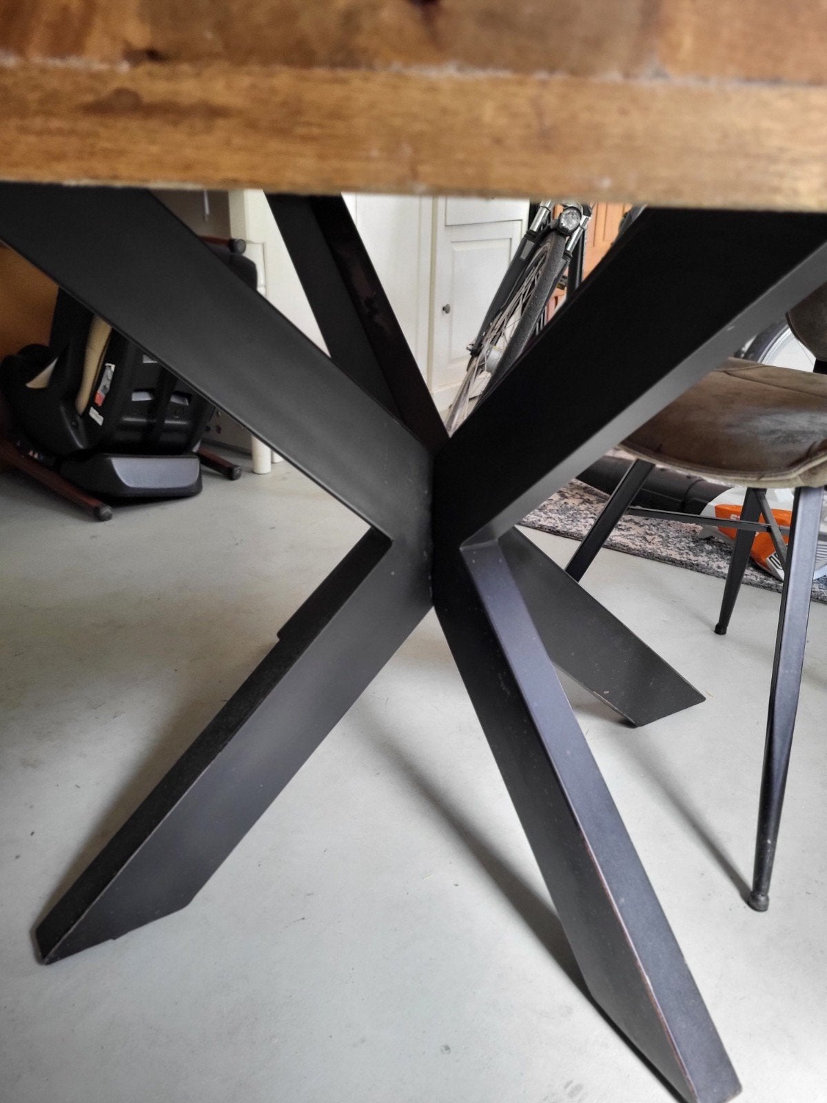 Ronde tafel, Ophalen, Rond, Zo goed als nieuw, 100 tot 150 cm