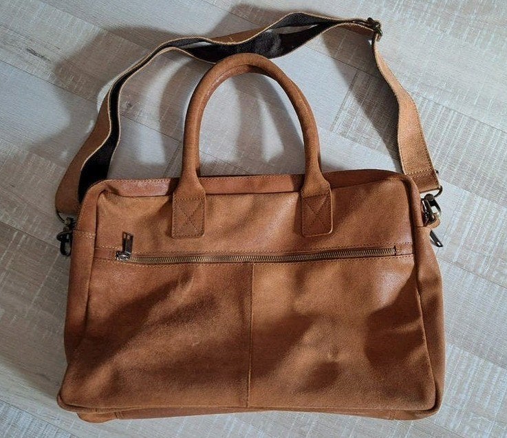 burkely leren laptoptas, Computers en Software, Laptoptassen, 15 inch, Ophalen of Verzenden, Zo goed als nieuw, Schoudertas