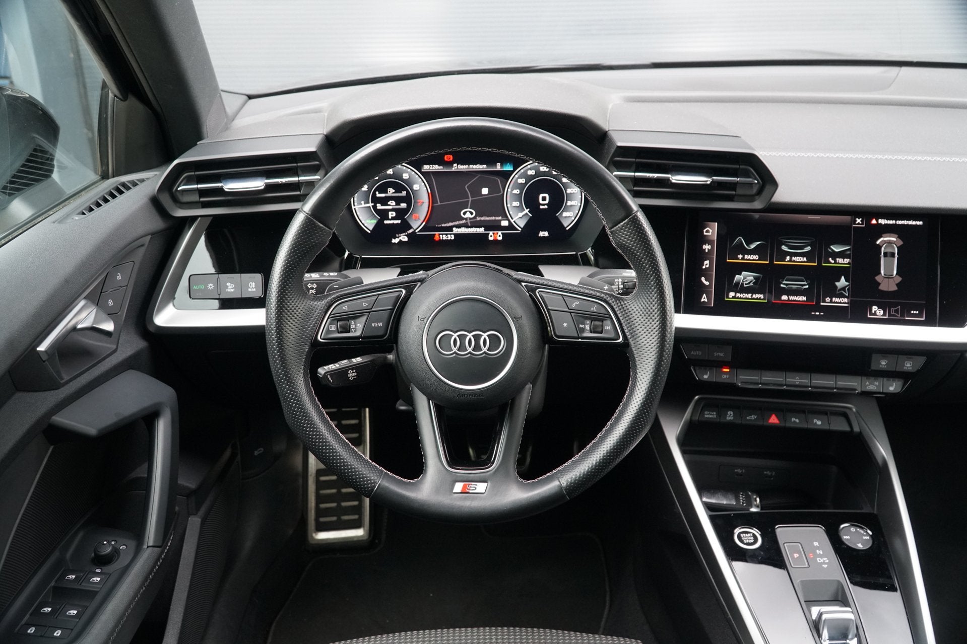 Audi A3 Sportback 40 TFSI e S line 204PK PHEV, Auto's, Dealer onderhouden, Automatische klimaatregeling, Gebruikt, 4 cilinders
