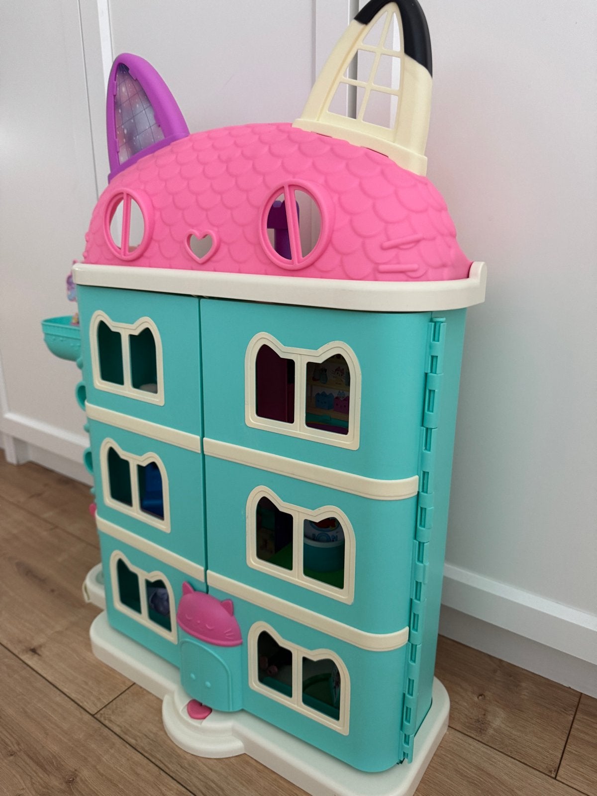 Gabby's Poppenhuis met accessoires, Kinderen en Baby's, Speelgoed | Poppenhuizen, Ophalen, Zo goed als nieuw, Poppenhuis
