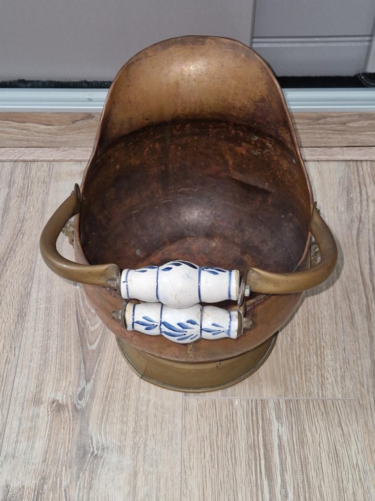 Antieke Koperen Kolenkit met Porseleinen Handvat, Ophalen, Koper