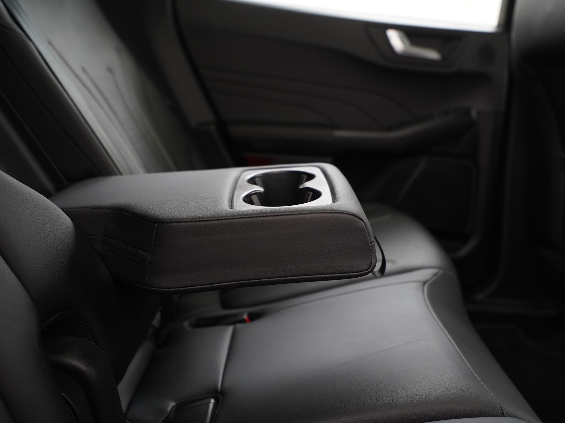 Foto 39 van Ford Kuga 2.5 PHEV Vignale | Panoramadak | ACC | Head Up | Z