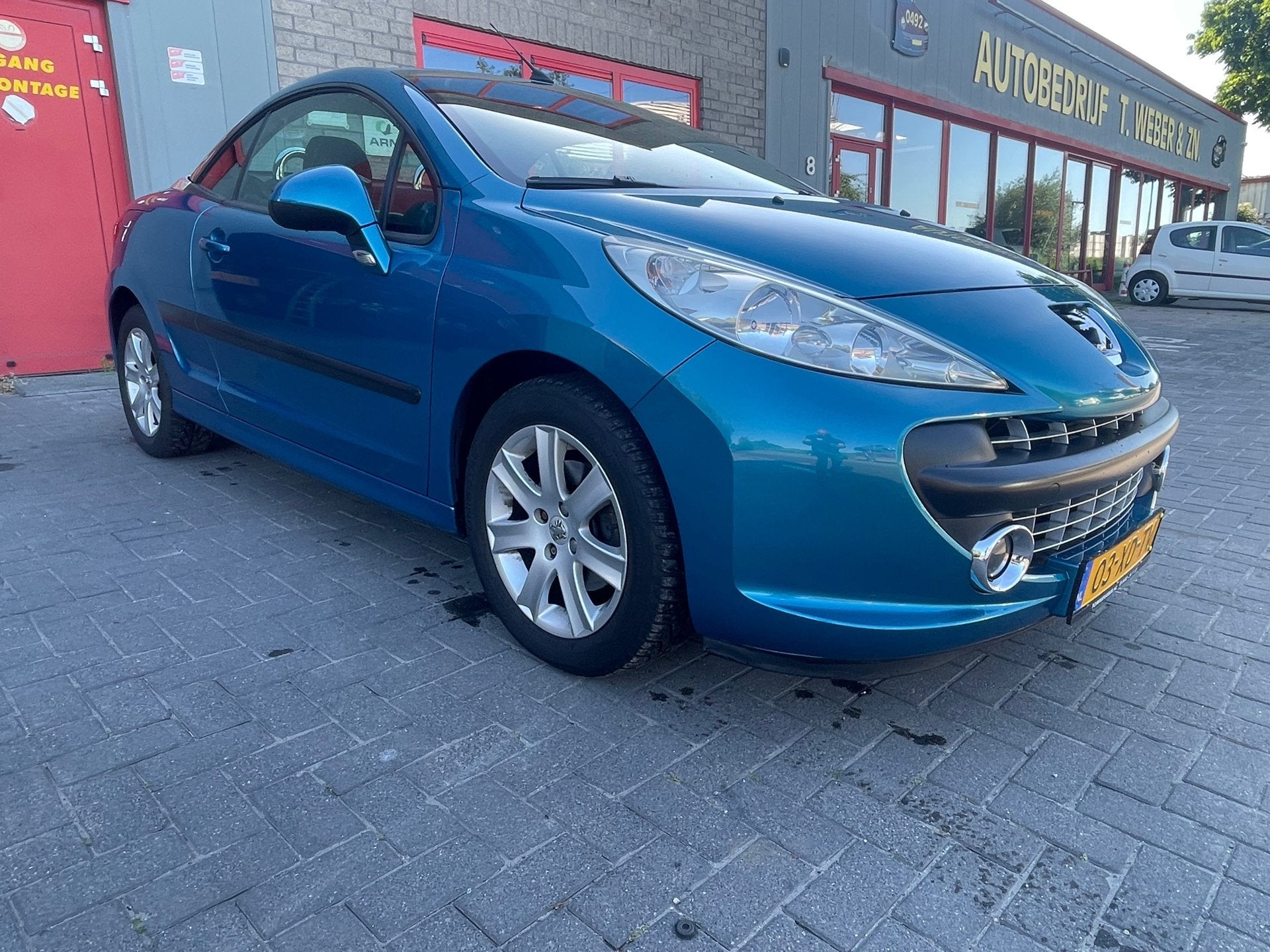 Peugeot 207 CC 1.6 VTi Première, Voorwielaandrijving, 15 km/l, Gebruikt, 4 cilinders