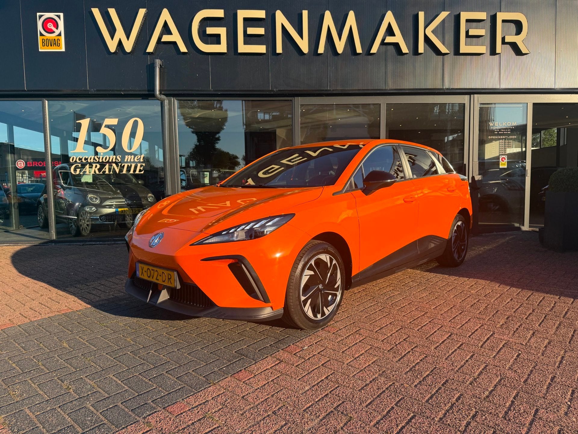 MG MG4 Electric Standard 51 kWh AUT|Clima|ACC|Carplay!, Auto's, Automaat, 12 maanden, Overige kleuren, Grijs