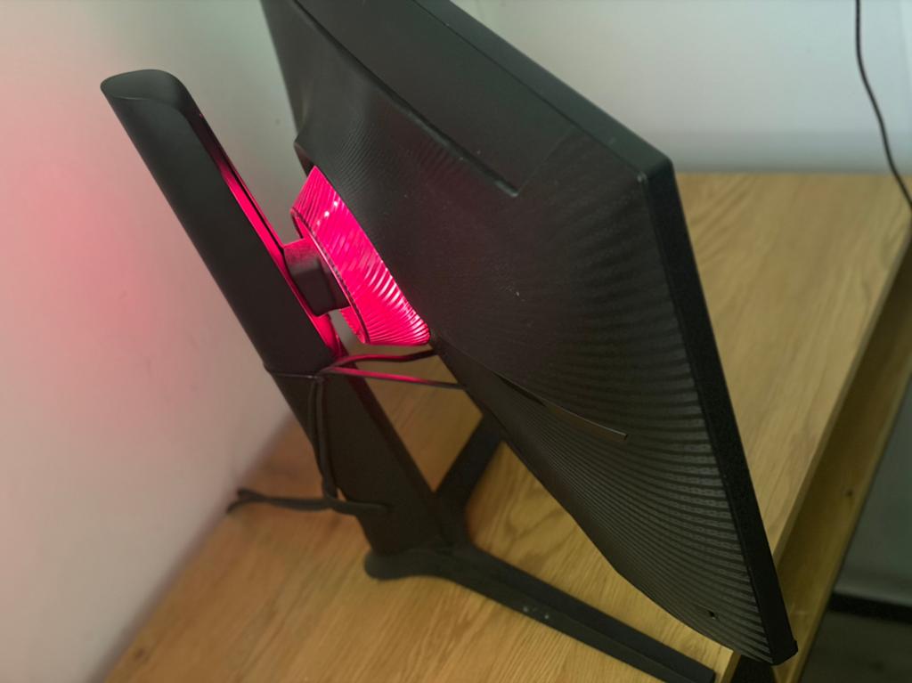 Samsung g7, Ophalen, IPS, 101 t/m 150 Hz, Ultra HD (4K)
