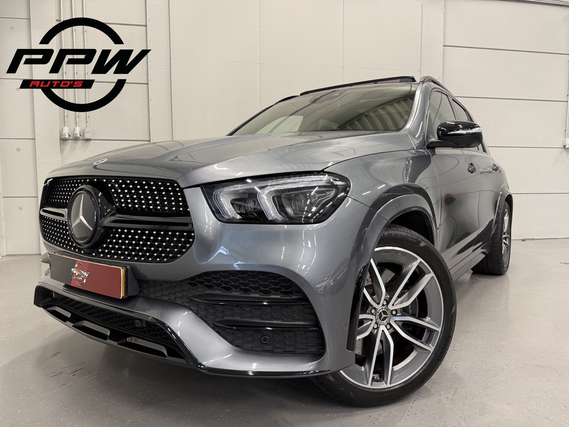 Mercedes-Benz GLE 350 e 4MATIC AMG PANO/22"/LUCHTVERING/BURM, Automaat, Gebruikt, Zwart, 4 cilinders