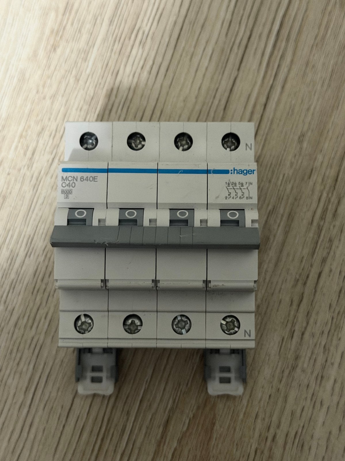 Hager MCN 640E C40 Installatieautomaat, Ophalen of Verzenden, Gebruikt, Hager, Installatieautomaat