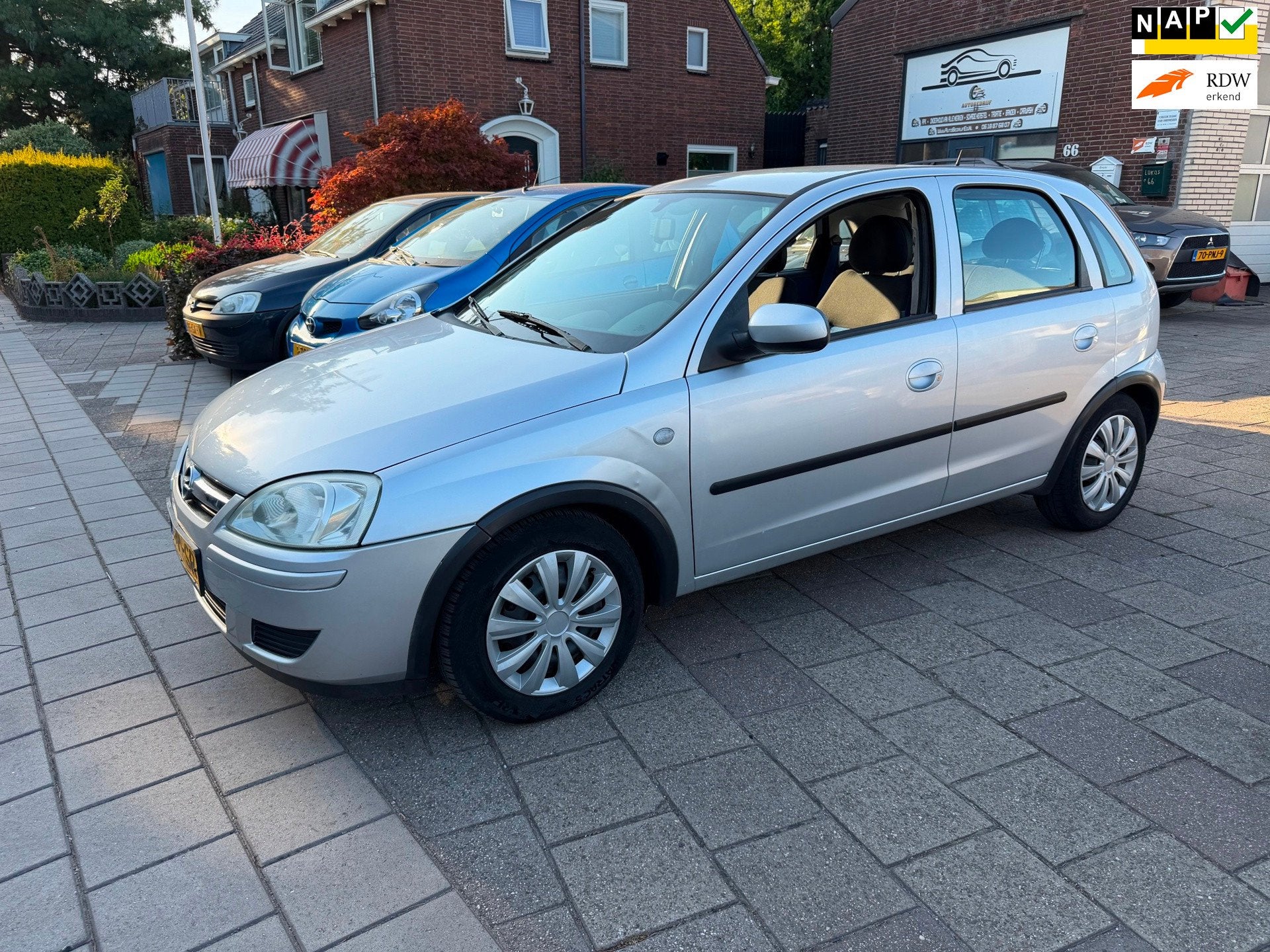 Opel Corsa 1.2-16V Enjoy | Automaat, Auto's, 450 kg, Gebruikt, 31 €/maand, Bedrijf