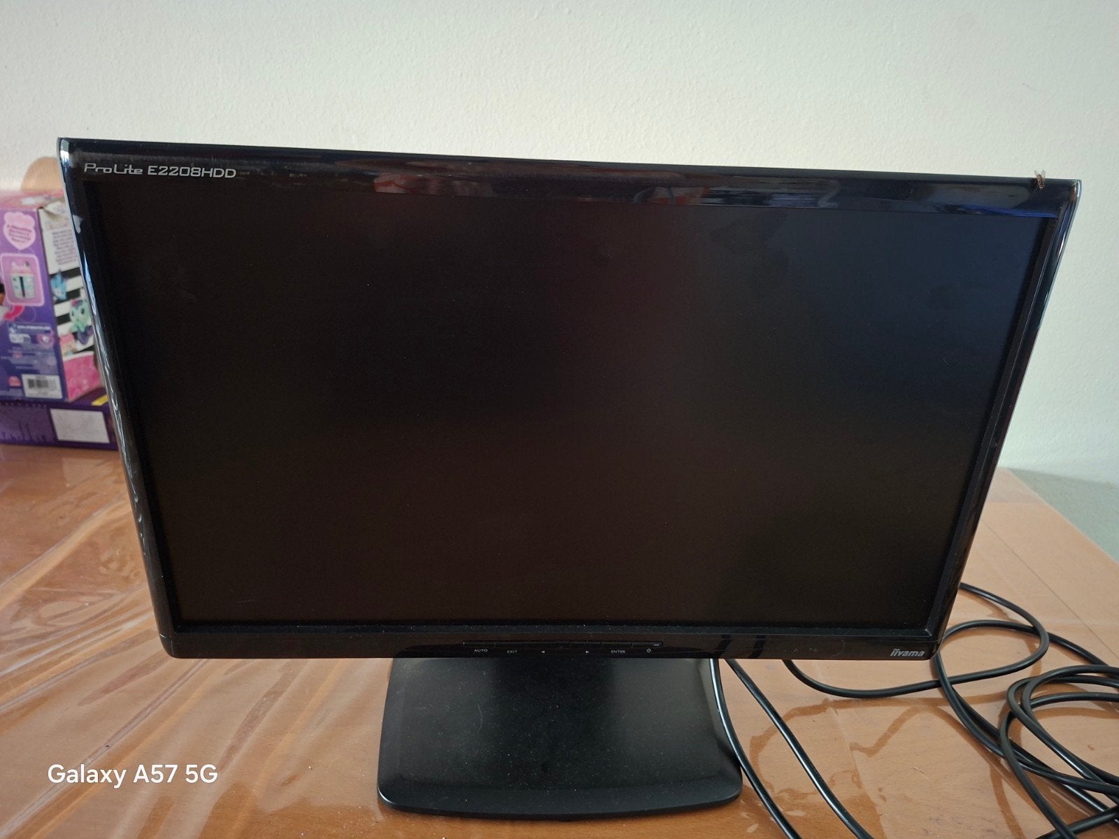 Iiyama ProLite E2208HDD monitor (zonder HDMI), Computers en Software, Monitoren, Ophalen, Iiyama, Full HD, Zo goed als nieuw