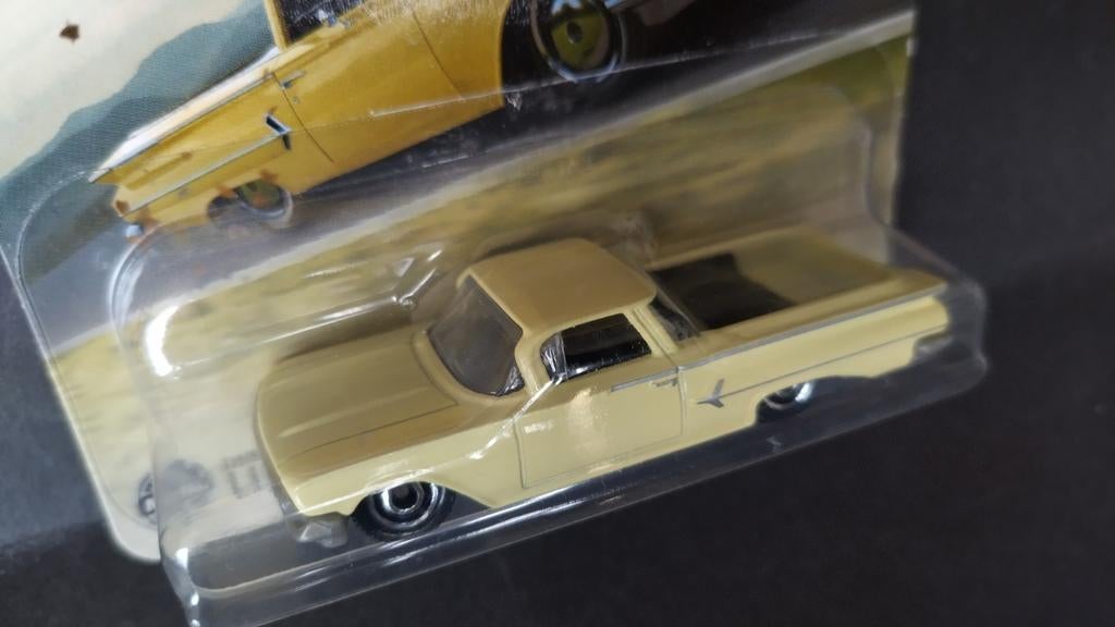 Chevrolet El Camino 1960 Yellow 1:64 3inch Matchbox Pol, Auto, Verzenden, Nieuw, Matchbox@mattel.com