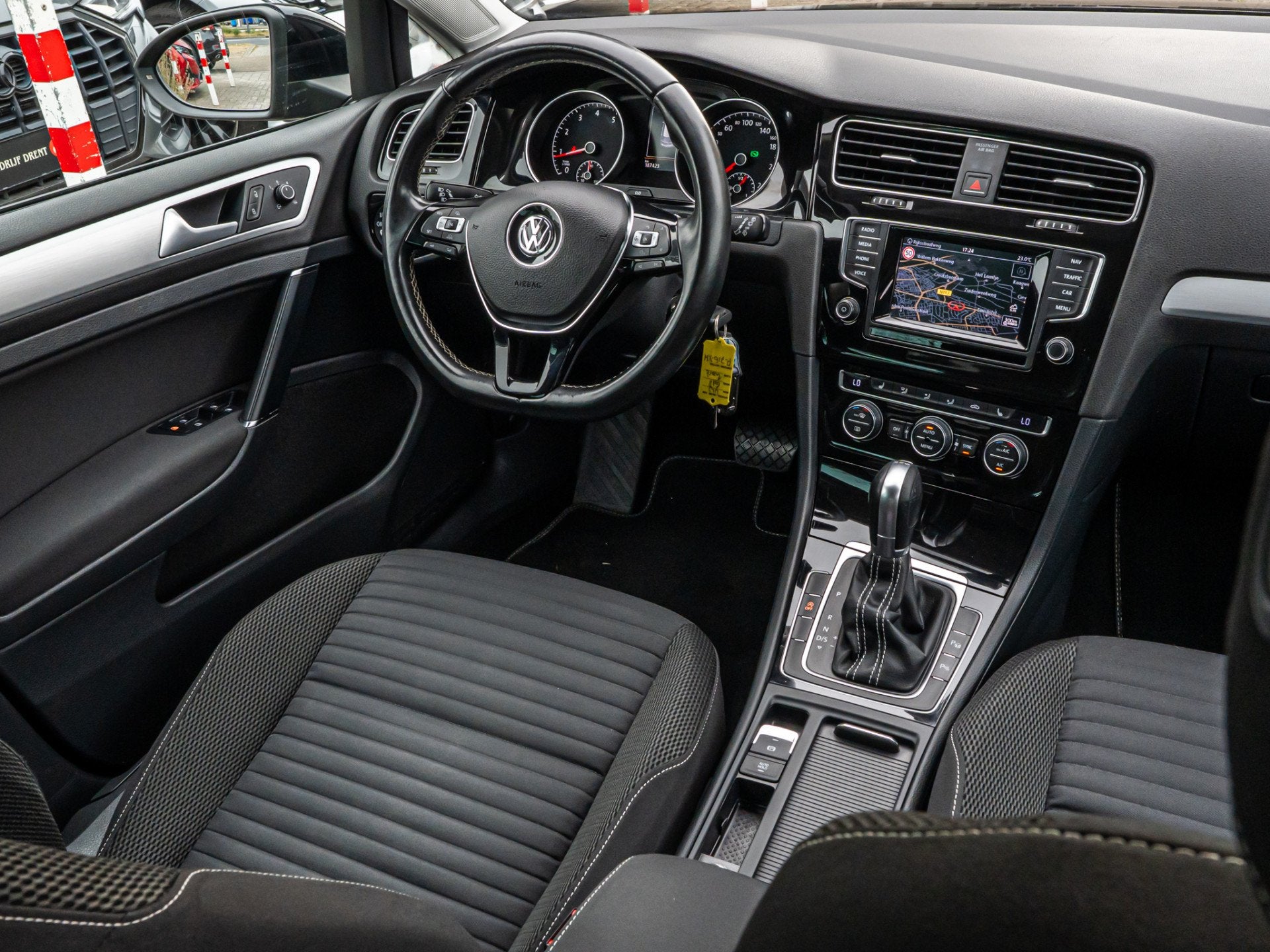 Volkswagen Golf 1.4 TSI Highline STOELVERW CRUISE PRIVACY GL, Euro 5, Stof, Gebruikt, 4 cilinders