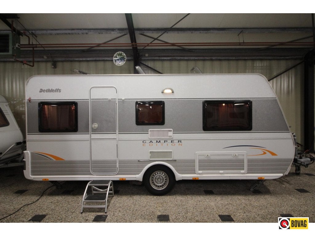 Dethleffs Summer Edition 470 V Mover, Voortent, Fietsenr, Fietsenrek, Rondzit, Bedrijf, 2 aparte bedden