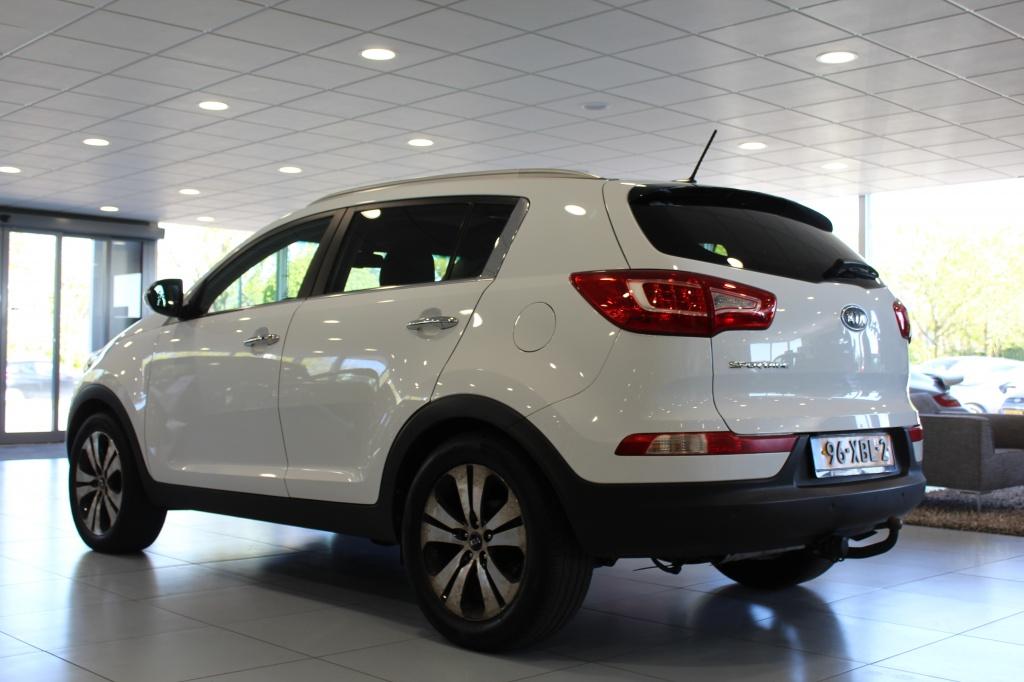 Kia Sportage 2.0 X-clusive/LEDER/PANO/TREKHAAK (bj 2012), Auto's, Kia, Gebruikt, Zwart, 4 cilinders, Verwarming stoelen achter