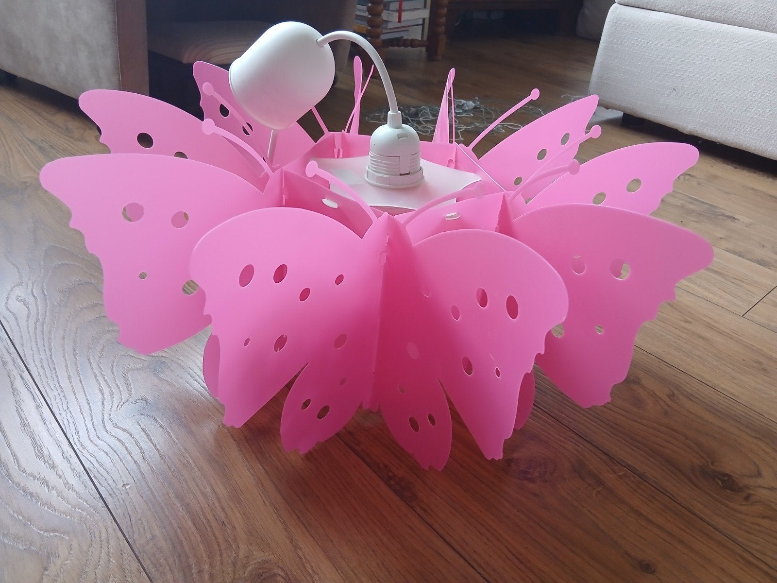 Näve roze hanglamp vlinder, kunststof, Gebruikt, Overige merken, Ophalen of Verzenden, Ophangbaar