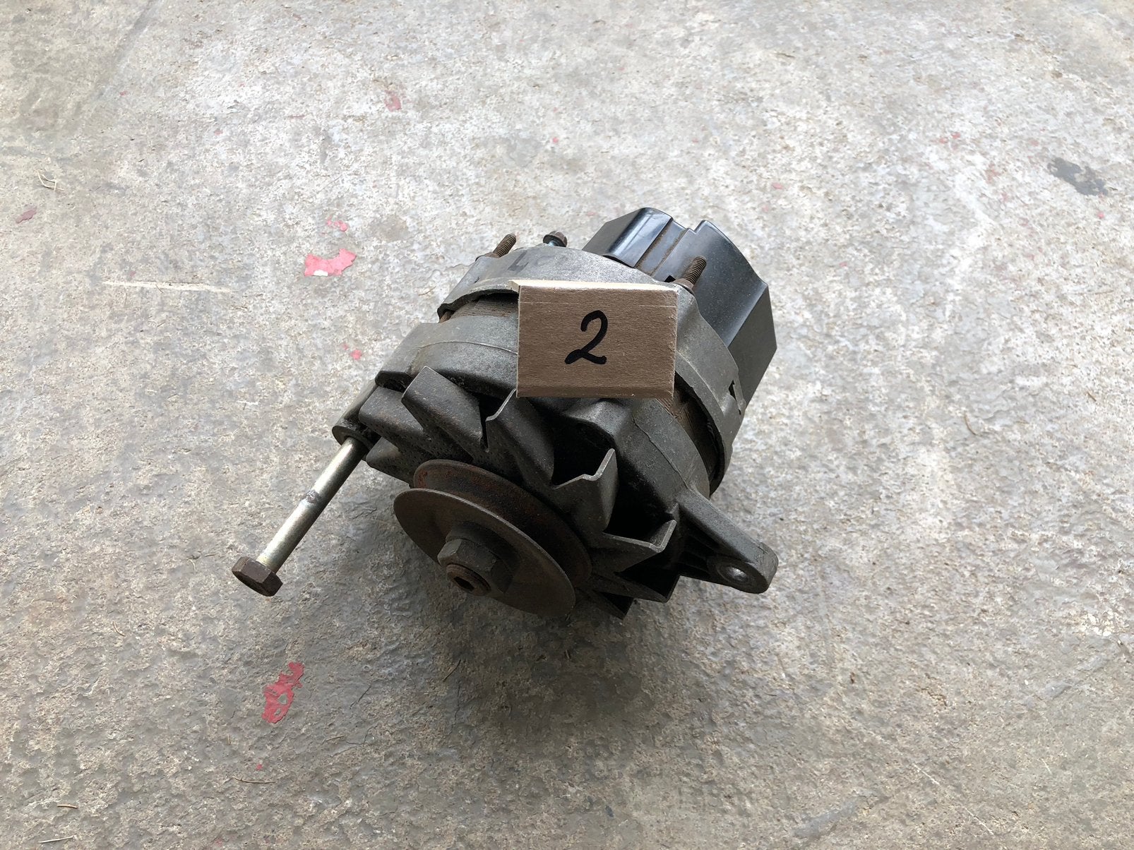 Dynamo Peugeot 404, Ophalen of Verzenden, Gebruikt, Oldtimer onderdelen