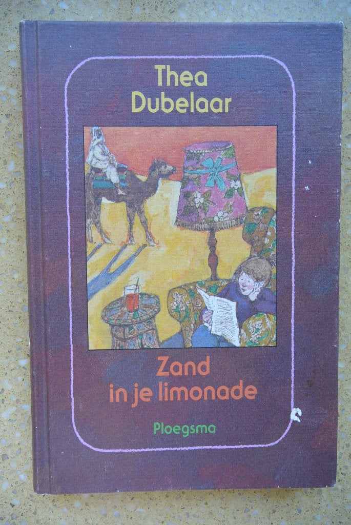 Zand in je limonade - Thea Dubelaar - Gratis, Gelezen, Fictie algemeen, Ophalen of Verzenden, Thea Dubelaar.