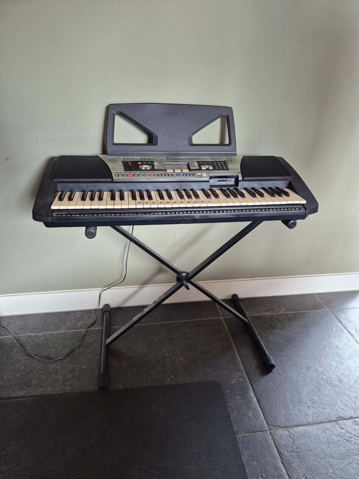 Yahama keyboard, Muziek en Instrumenten, Keyboards, Ophalen, Gebruikt, 61 toetsen, Yamaha