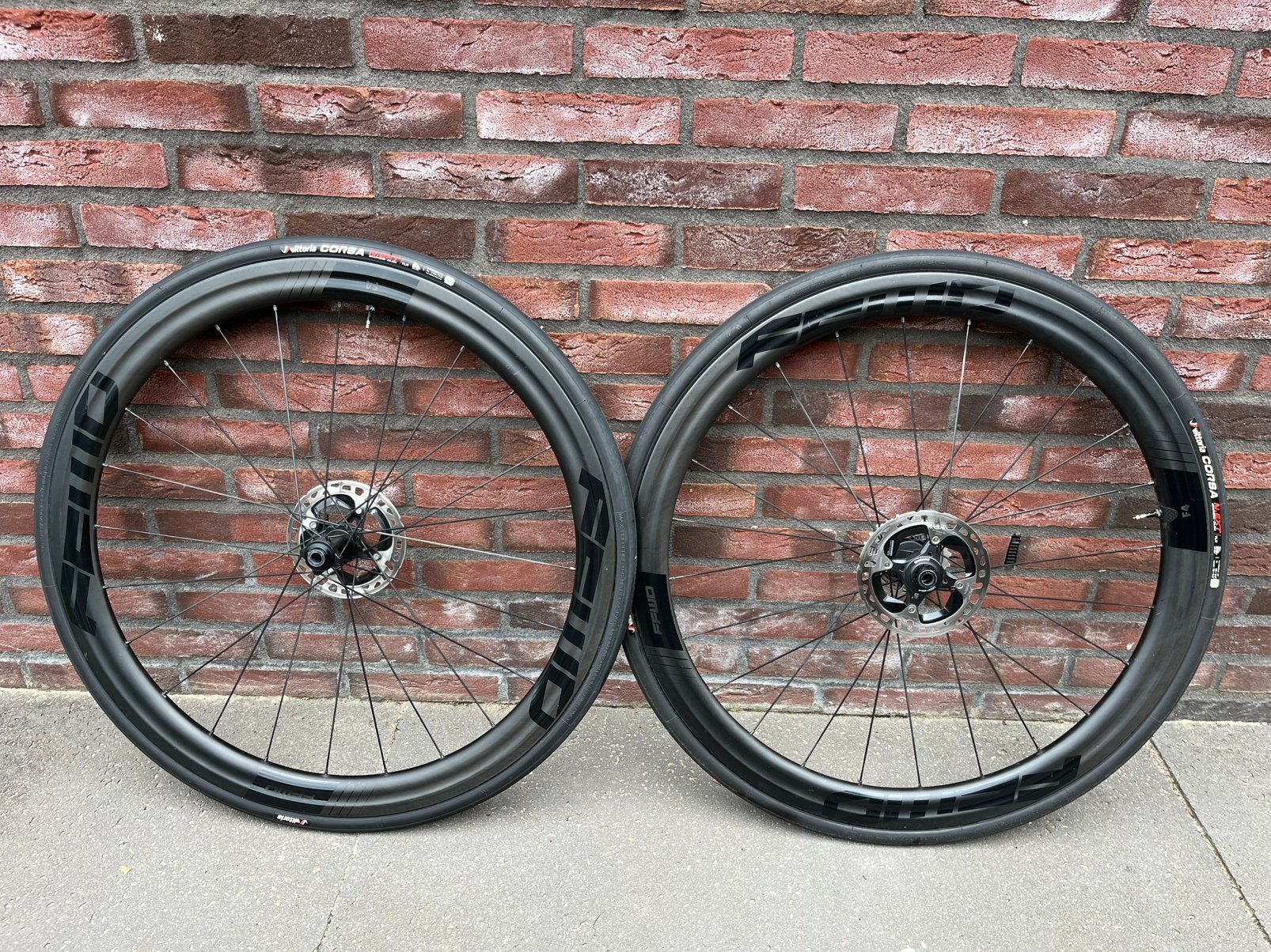 Wielset FFWD F4D FCC 45 mm met DT240-naven, Wiel, Gebruikt, Fast Forward, Gravelbike