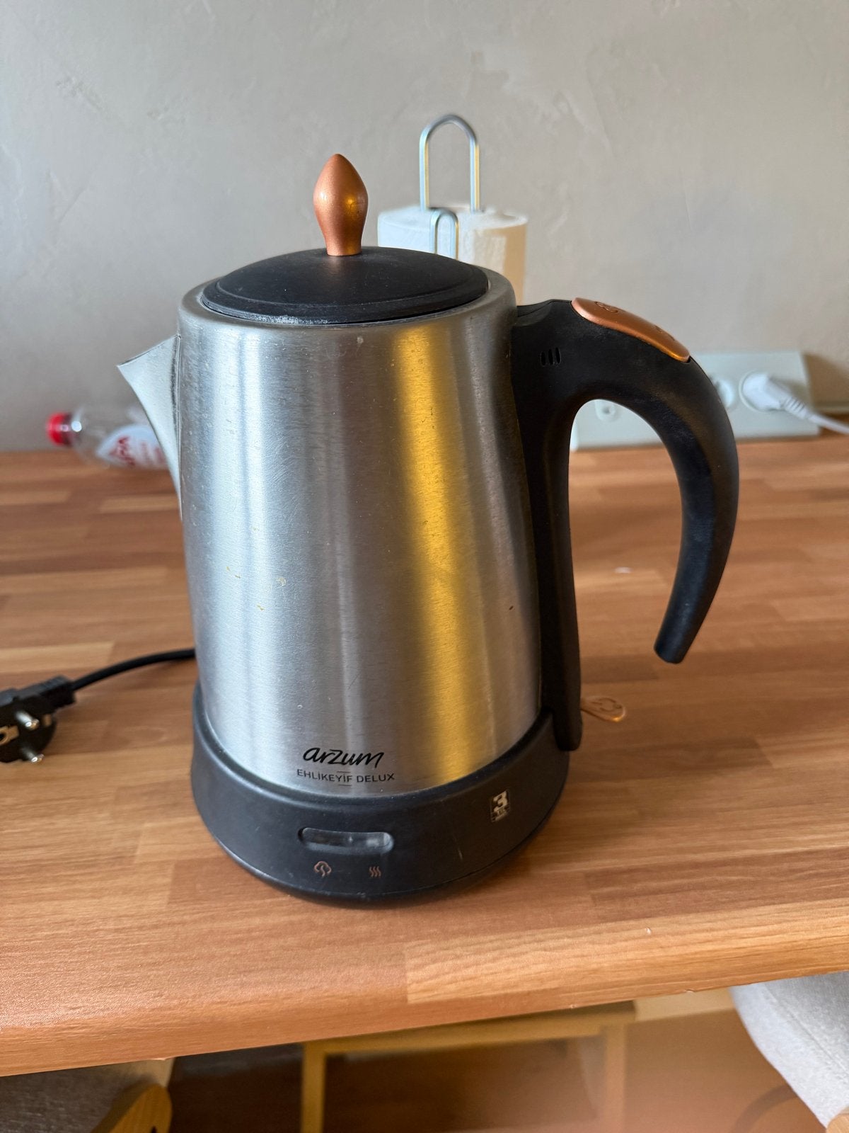 Gratis Theepot- Kettle, Minder dan 1 liter, Ophalen of Verzenden, Gebruikt, Rvs