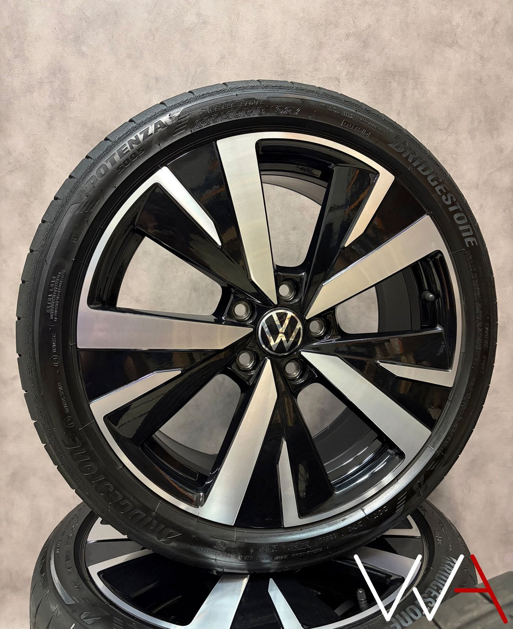 18'' Volkswagen Golf 8 Facelift GTE Catania velgen DEMO, 18 inch, Gebruikt, -, -